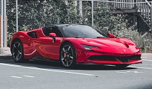 Ferrari SF90